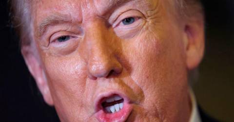 Trump calls out both Putin and Zelensky over ceasefire talks