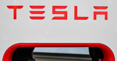 Tesla rolls out advanced self-driving functions in China
