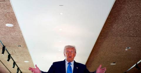 Trump says U.S. officials will send letters within weeks over trade