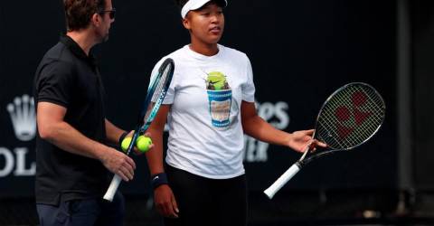 Osaka Grand Slam comeback headlines day two at Australian Open