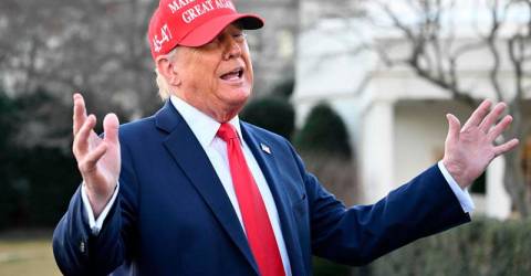 Trump designates English as official language of US