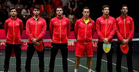 Alcaraz and Bautista secure Spain’s spot in Davis Cup finals