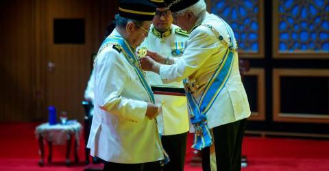 Lim Kit Siang thanks Penang governor for conferment of top state award