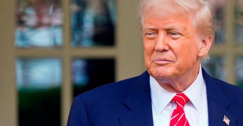 Trump calls for 30-day Russia-Ukraine ceasefire, warns of more sanctions