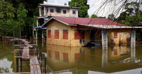 Third wave of floods forces evacuation of 102 in Terengganu