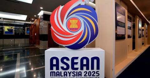 MEF Keen to Help Anwar Shape Asean Policies