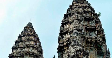 Lightning strike kills three at Cambodia’s Angkor Wat