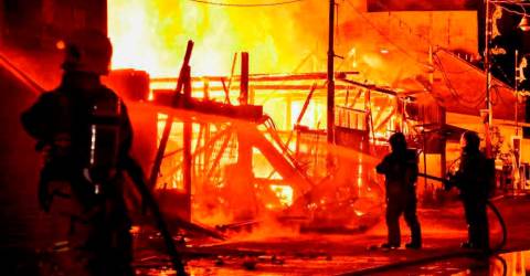 Ten injured in Bintulu factory fire