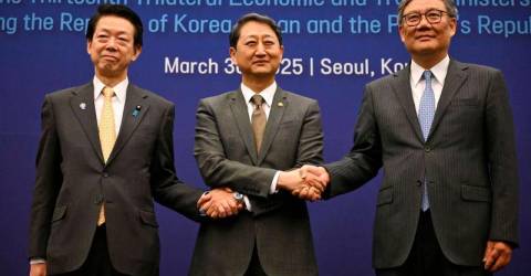 China, South Korea and Japan agree to strengthen free trade