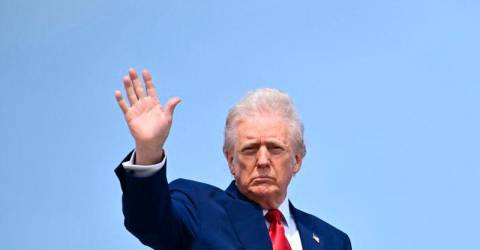 Marathon US Senate session under way over Trumps sweeping tax, budget steps