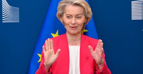 EU chief vows to advance trade talks after ‘good’ Trump call