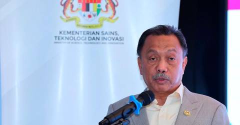 MOSTI emphasises scientists-students collaboration to foster STIE culture