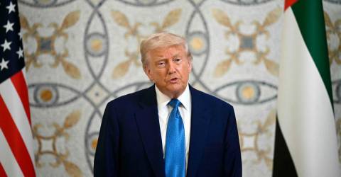 Trump caps Gulf tour in Abu Dhabi with dizzying investment pledges
