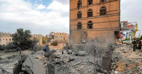 Huthis say US warplanes carried out 17 strikes in Yemen