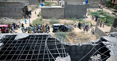 Pakistan government official says 5 civilians killed by Indian shelling