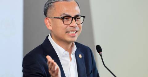 Influencers Must Be Responsible, Avoid Sensationalism – Fahmi