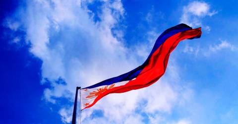 Philippines, U.S. hold joint maritime drills in South China Sea
