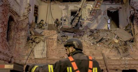 Russian missile strike on Ukraine city kills 34