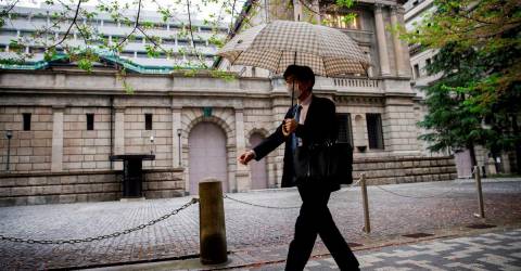 Japan loses status as worlds top creditor