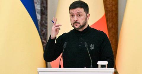 Zelensky says Russia dragging Beijing into war by recruiting Chinese fighters