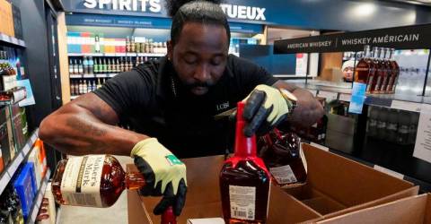 Several Canadian provinces ban US alcohol in tariff response