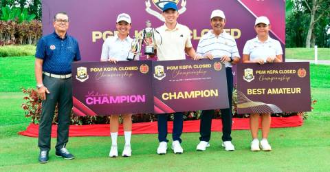 Pro golfers in top form