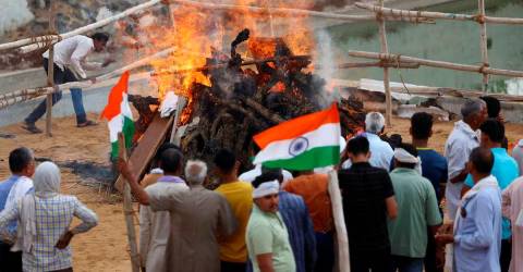 India’s diplomatic ambitions tested as Trump pushes for deal on Kashmir