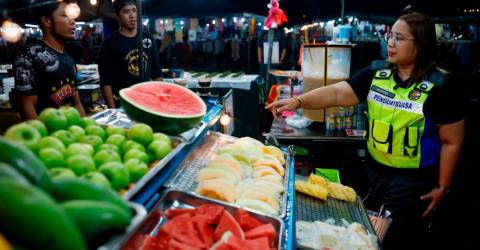 Increased awareness among traders at Ramadan bazaars to display price tags - KPDN