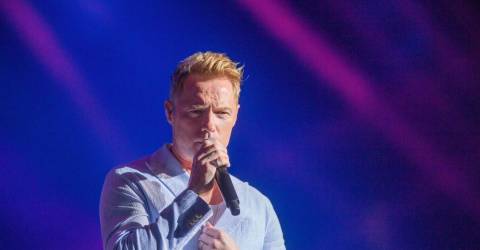 Keating delivers night of nostalgia
