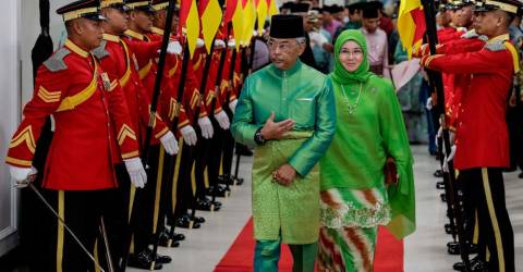 Agong, Raja Permaisuri Adakan Lawatan Khas Ke London