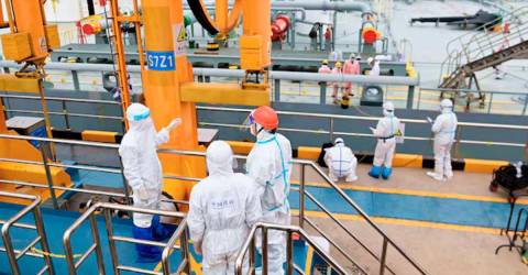 Oil falls as concerns over rising supplies overshadow US-China trade relief