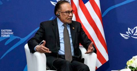 Malaysia cannot be forced to choose sides amid US-China tensions - Prime Minister