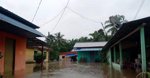 891 flood evacuees in 12 Johor, Pahang PPS this evening: NADMA