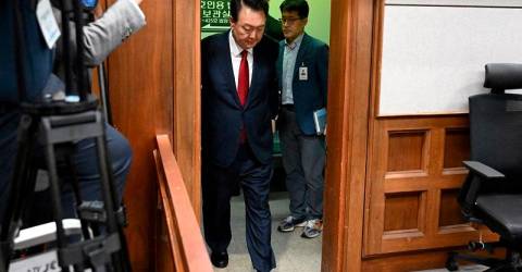 South Korean prosecutors raid ex-President Yoon’s private residence, Yonhap reports