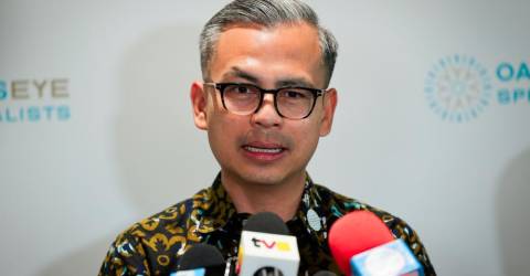 No in-depth talks on bill to maintain the same govt until end of term: Fahmi