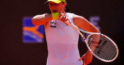 Swiatek’s French Open Reign Under Threat