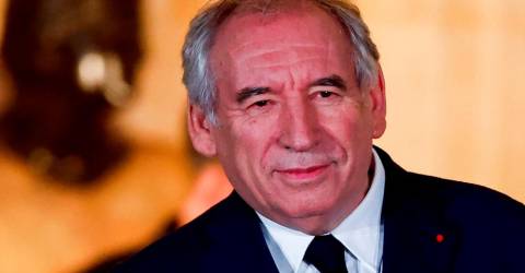 Bayrou, France’s New PM, to Discuss Key Issues with Le Pen