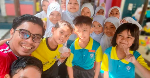 Cikgu Fadli announces early retirement