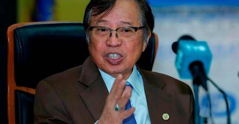 Abang Johari mahu pelaburan kalis cabaran masa depan untuk tenaga hijau di Sarawak