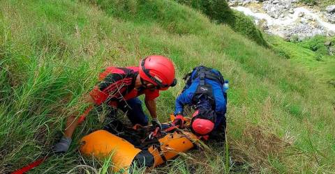 Pendaki Malaysia yang terjatuh di Gunung Rinjani ditemukan meninggal dunia - Pihak berkuasa taman negara