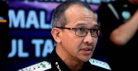 Johor Immigration to find best approach, formula to improve CIQ systems at BCI, KSAB