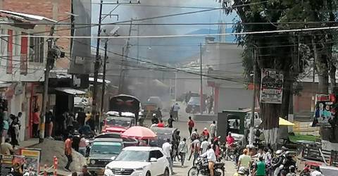 17 wounded in latest Colombia explosives attack