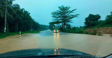 Mersing Daerah Pertama Johor Dilanda Banjir Sebuah Pps Dibuka