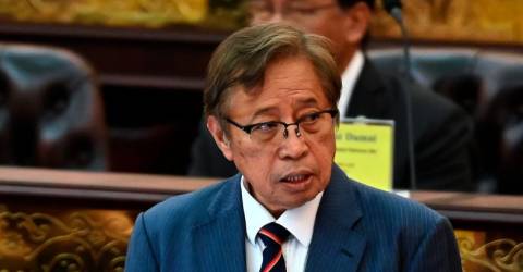 Sarawak Premier announces two-month salary incentive for state civil servants