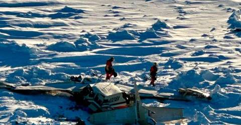 Investigators hunt for clues into deadly Alaska plane wreck