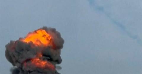 Three survive mid-air crash of French air force acrobatics team