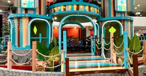 KL malls glam up for Raya