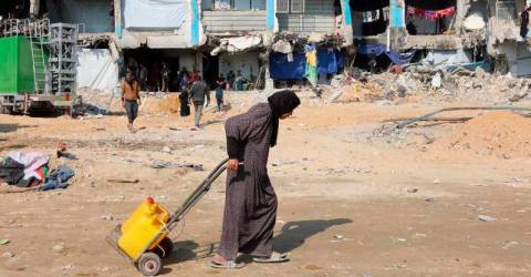 ‘We will not leave,‘ say Gazans as Trump and Netanyahu meet