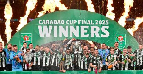 Newcastle stun Liverpool in League Cup final to end 56-year trophy drought