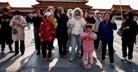 中国日志记录在农历新年期间90亿次旅行